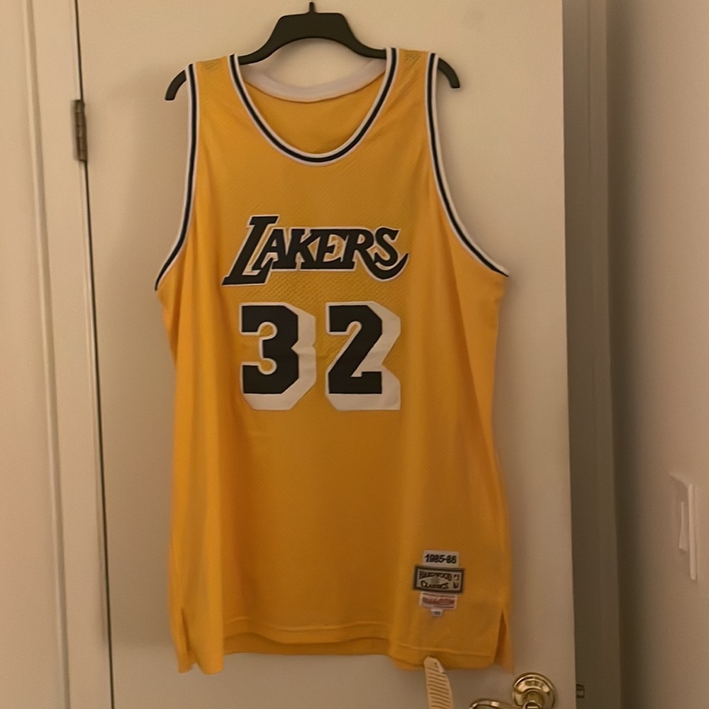 Mitchell & Ness Vintage 1985-86 Magic Johnson Los Angeles Lakers Jersey